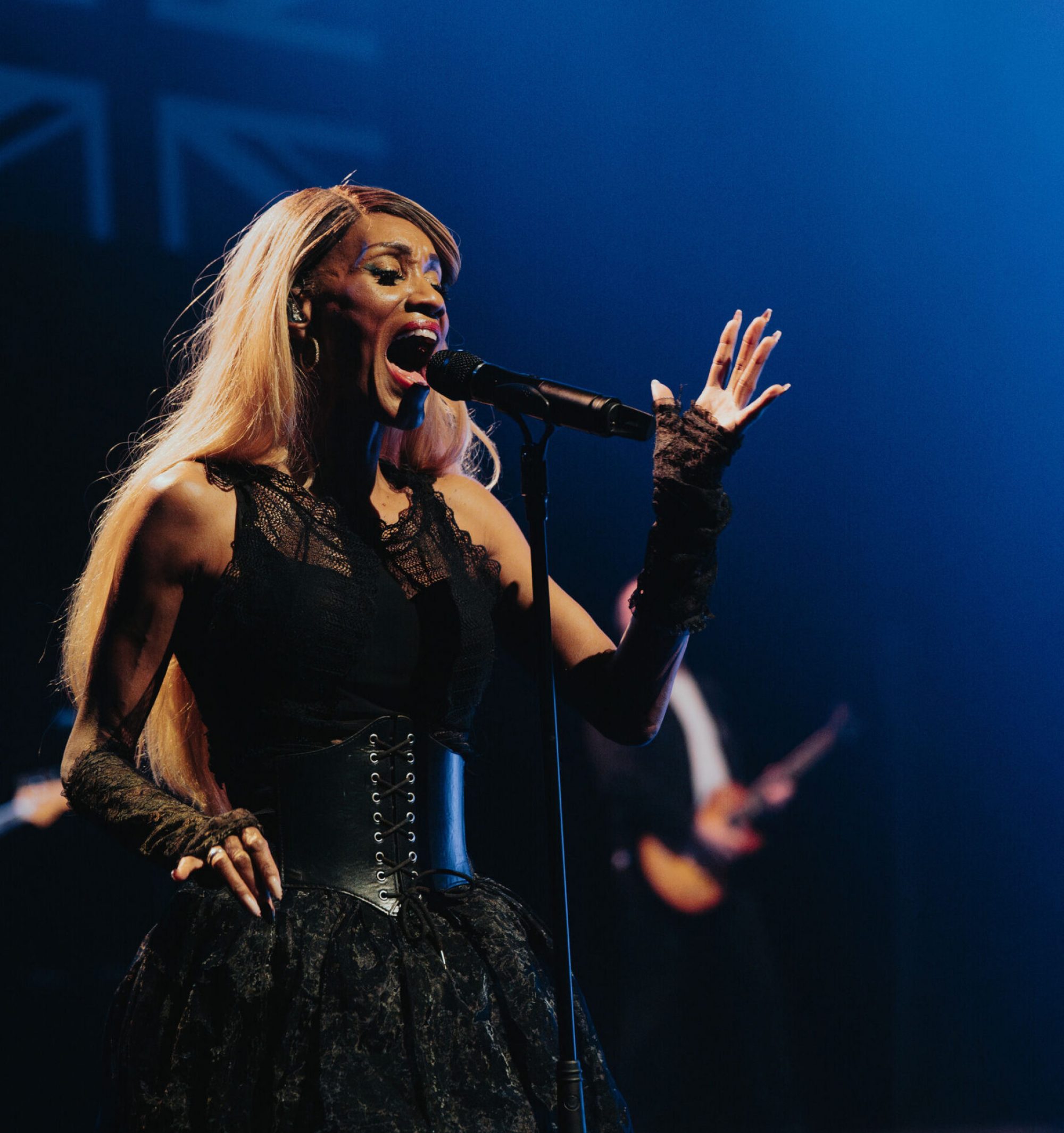 2025-11-02_-_Live_Aid_Tribute_-_Oude_Luxor_Bram_Versteeg_WEB-52_optimized_1500